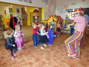 Karneval s Mirečkem a Leontýnkou